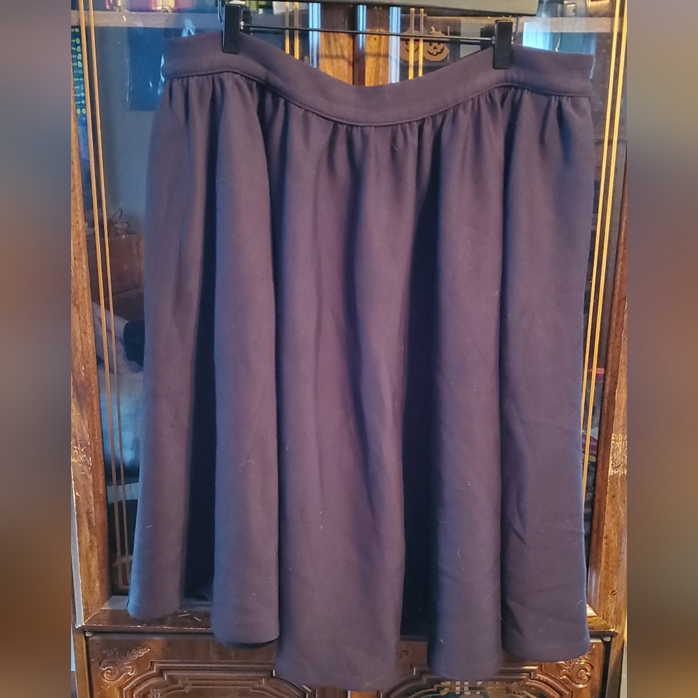 Black Cozy Swing Skirt By Vixen by Micheline Pitt